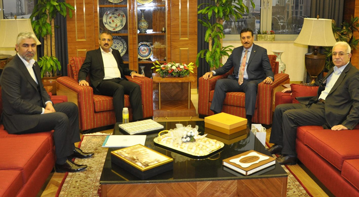 Genel Başkan Yanbaz, Gümrük ve Ticaret Bakanı Tüfenkci’yle Görüştü
